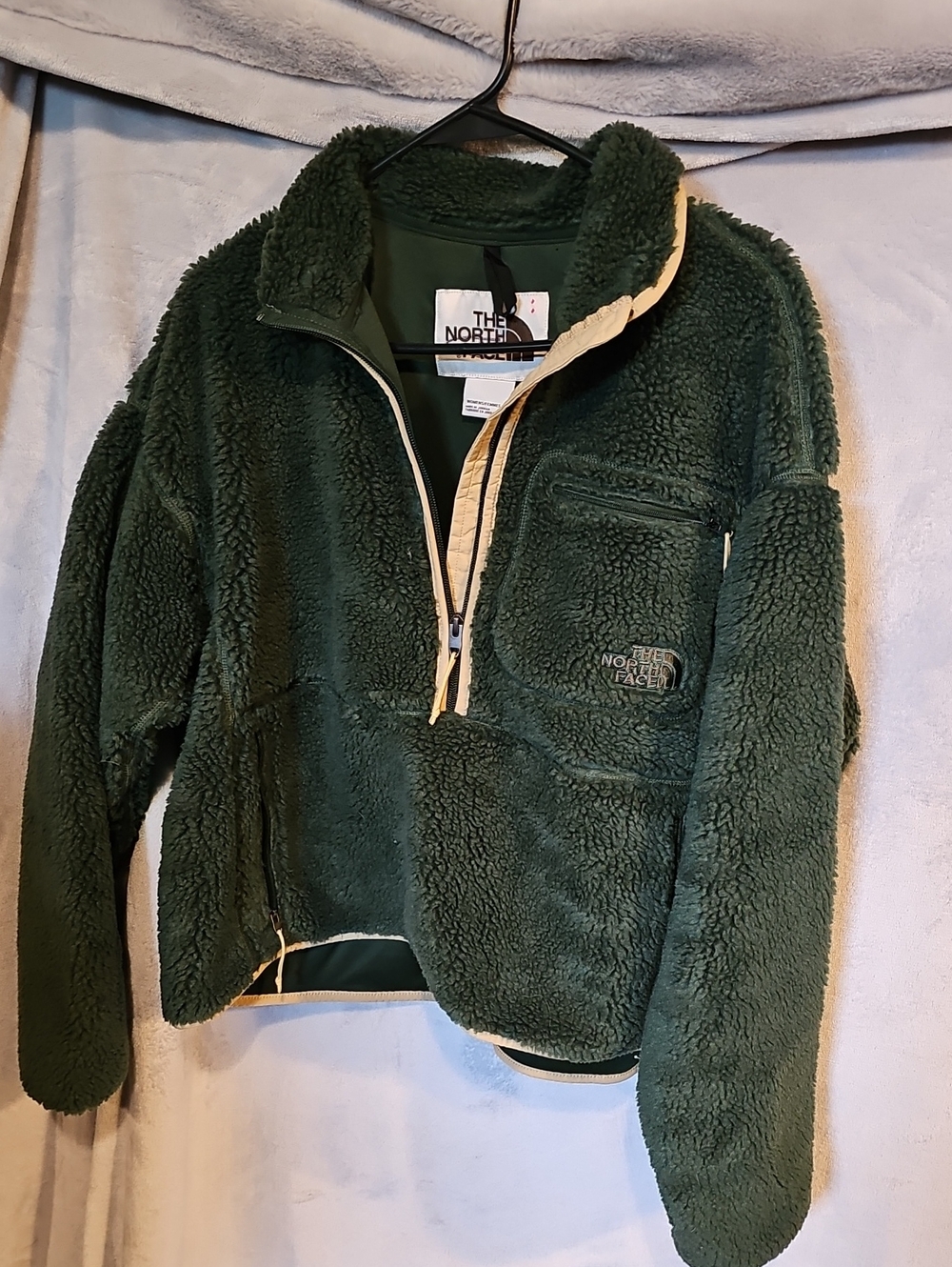The North Face Women's Dark Green Sherpa Fleece Pullover